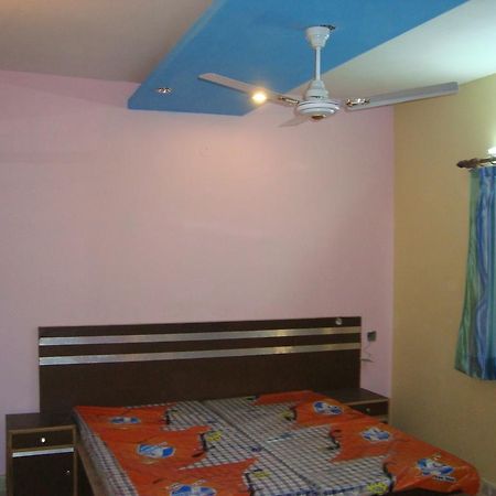 Hotel S P นิวเดลี ภายนอก รูปภาพ