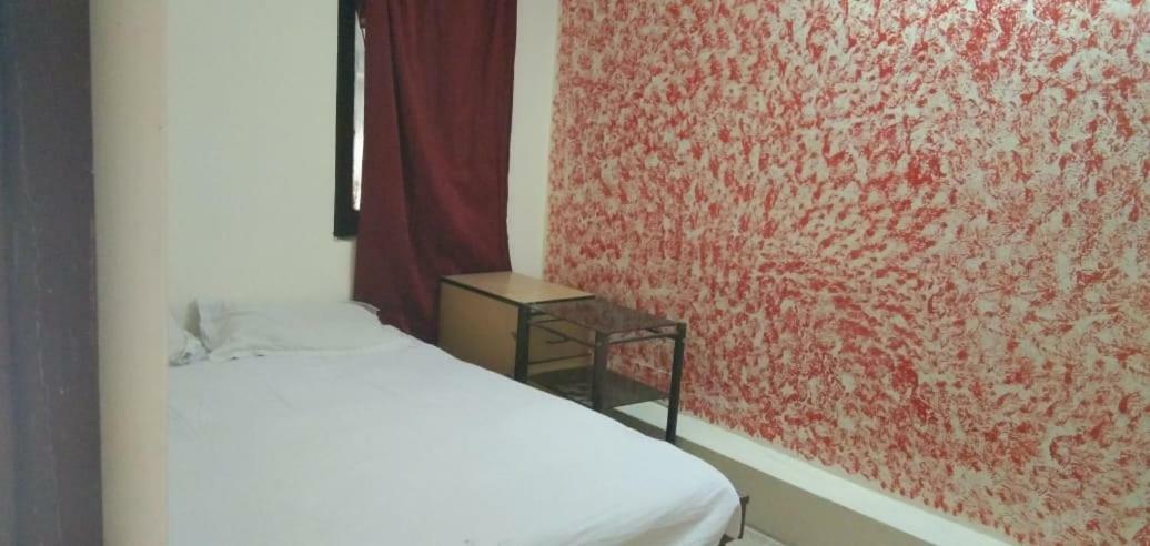 Hotel S P นิวเดลี ภายนอก รูปภาพ